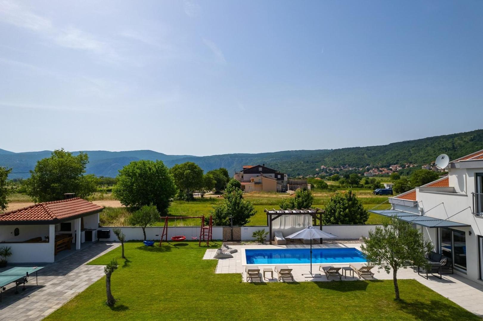 Villa New Anja Is A 4 Bedroom With A 32 Sqm Heated Pool Near *